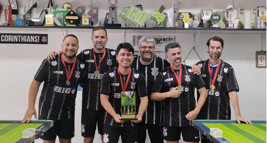 Corinthians Campeão Estadual Futmesa por Equipes