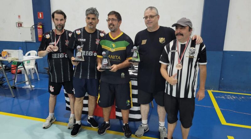 Walnir do Clube 2004 é campeão da Etapa máster em Botucatu